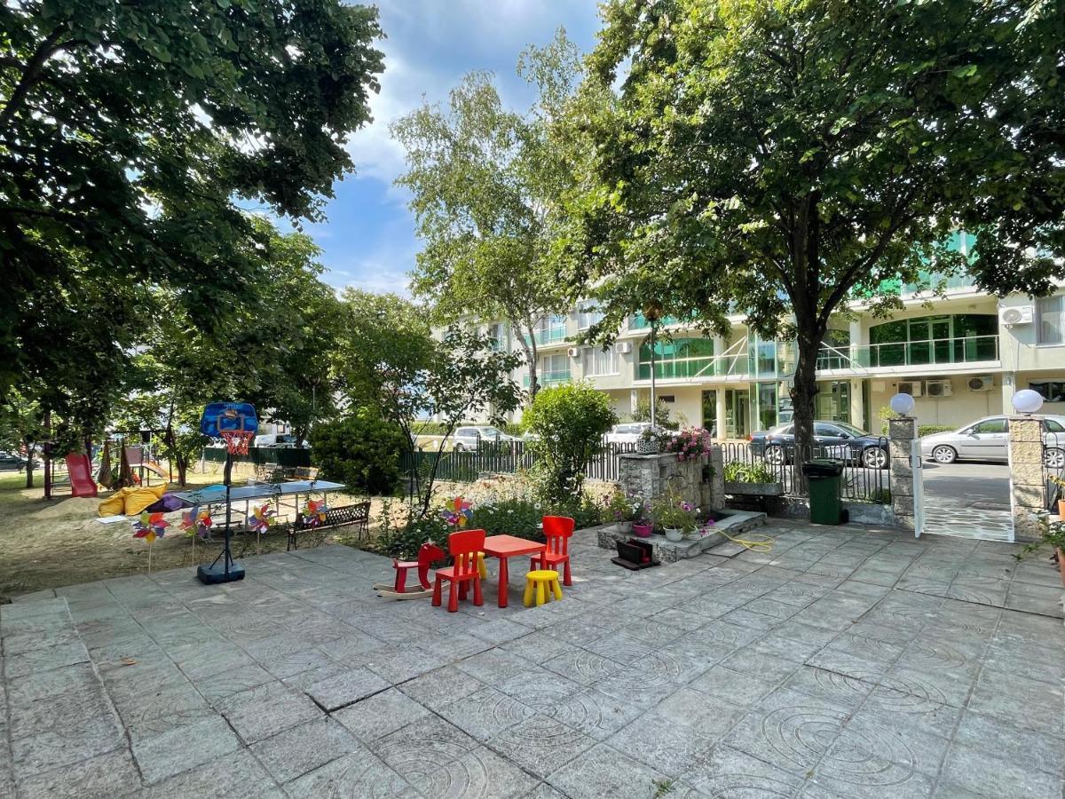 Amadina Garden Ξενοδοχείο Lozenets Εξωτερικό φωτογραφία