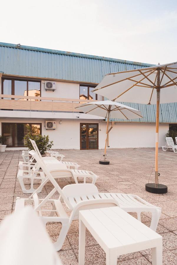 Amadina Garden Ξενοδοχείο Lozenets Εξωτερικό φωτογραφία